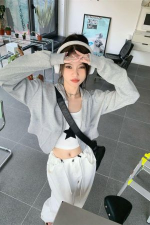 Quick Outfits, Modest Fashion Outfits Ideas Soft Girl Cropped Hoodie