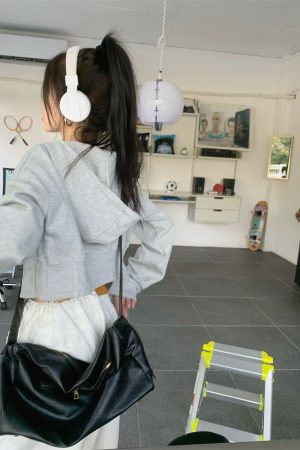 Quick Outfits, Modest Fashion Outfits Ideas Soft Girl Cropped Hoodie