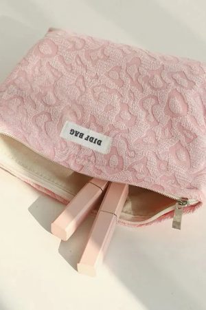 Quick Outfits, Modest Fashion Outfits Ideas Soft Girl Pink Leopard Makeup Bag