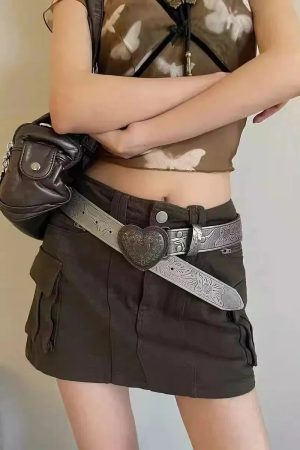 Quick Outfits, Modest Fashion Outfits Ideas Vintage Heart Belt