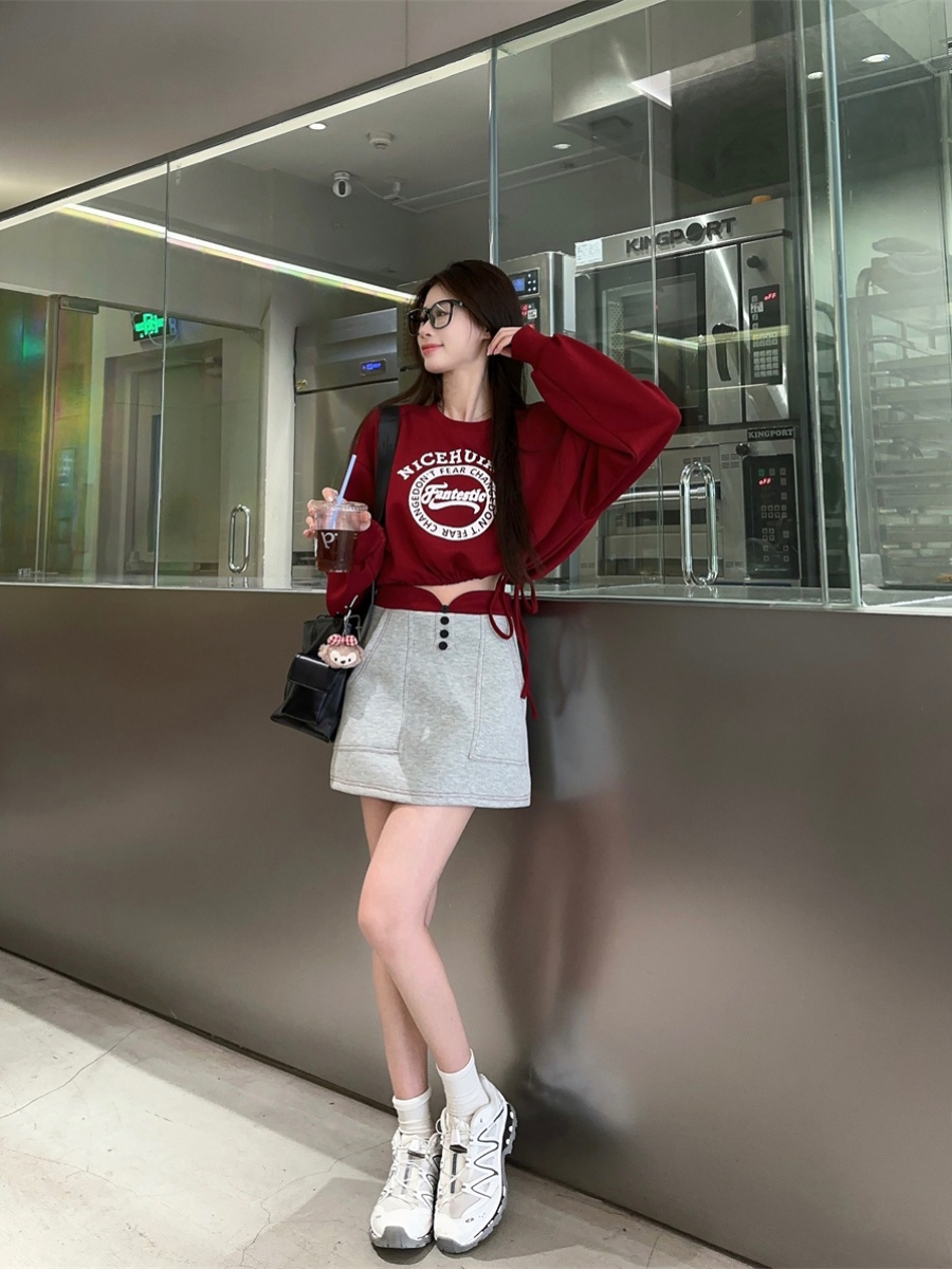 Red Hip Hop Short Sweatshirt - Spicy Girl Stage Outfit for Jazz Dance - Trendy Performance Top for Girl Group Events
