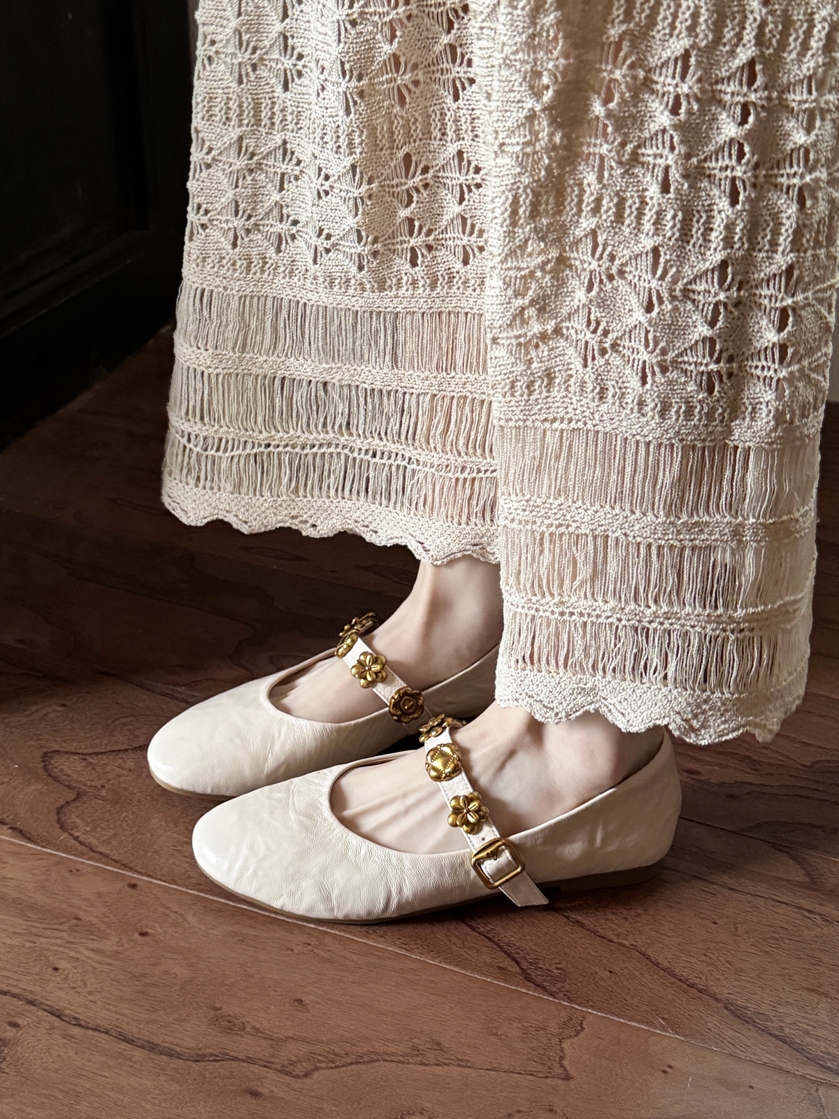 Retro Literary Women's Evening Shoes - Spring Date Flat Mary Jane Style with Metal Strap and Soft Sole