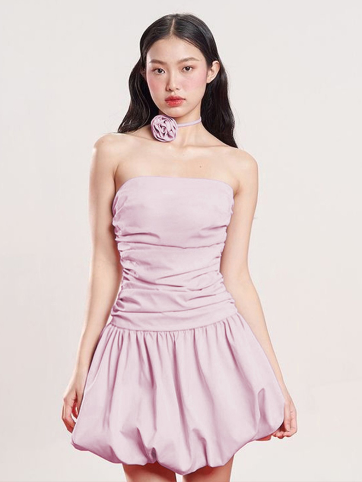 Sexy One-Shoulder Strapless Dress for Women, Elastic Pleated High-Waisted Short Skirt with Halter Tie, European American Style