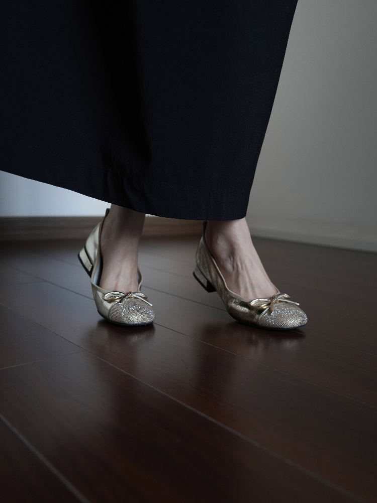 Square Toe Slip-On Flat Shoes for Women - Low Heel Water-Resistant Bow Detail All-Season Footwear