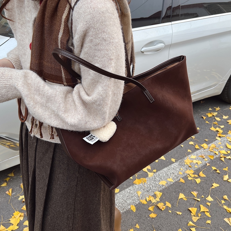 Trendy Retro Large Capacity Tote Bag for Work and Commuting - Spring 2025 Casual Shoulder Underarm Bag