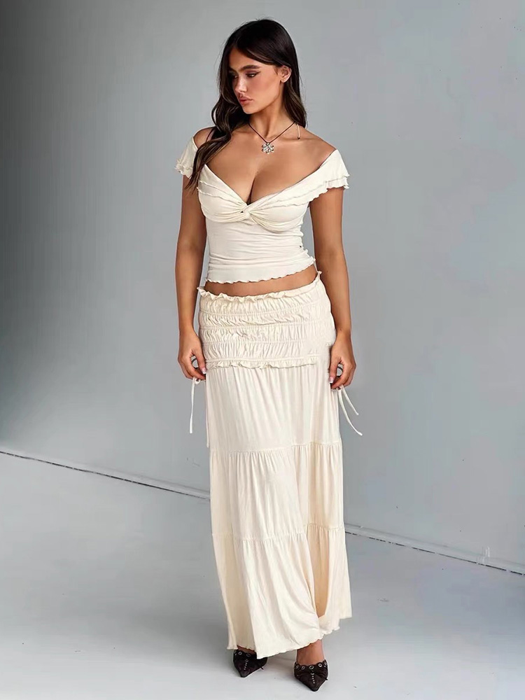 V-Neck Cropped Top with High-Waisted Slim-Fit Pleated Long Skirt Fashion Set for Women - Sexy European & American Style