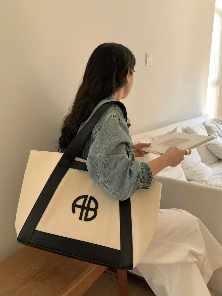 Versatile Large Capacity Canvas Tote Bag for Women - Fashionable Commuter Handheld & Shoulder Bag - 2025 Niche Design