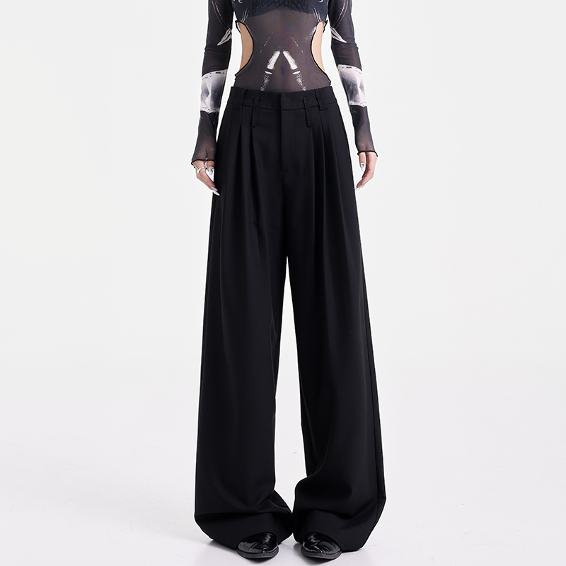 Versatile Loose Straight Black Suit Pants for Women - Early Autumn Casual Style, Chic and Comfortable Everyday Wear
