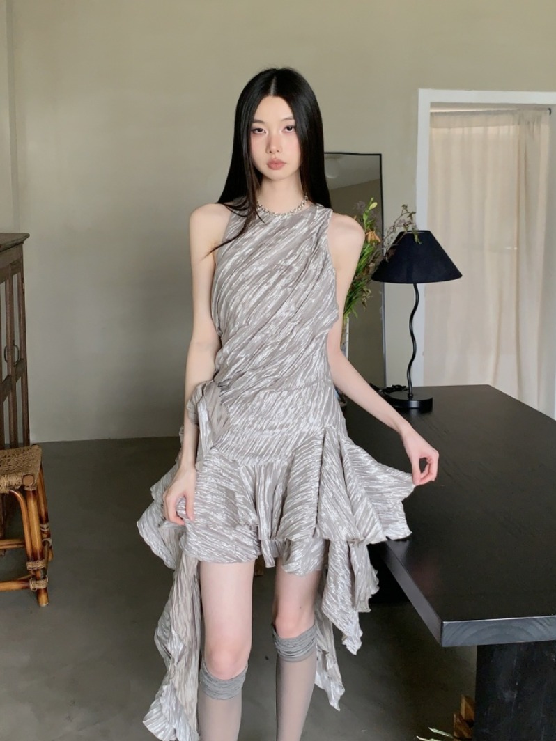 Vintage French-Style Floral Textured Ruffled Hem Dress - Handmade Three-Dimensional Pleated Design for Women