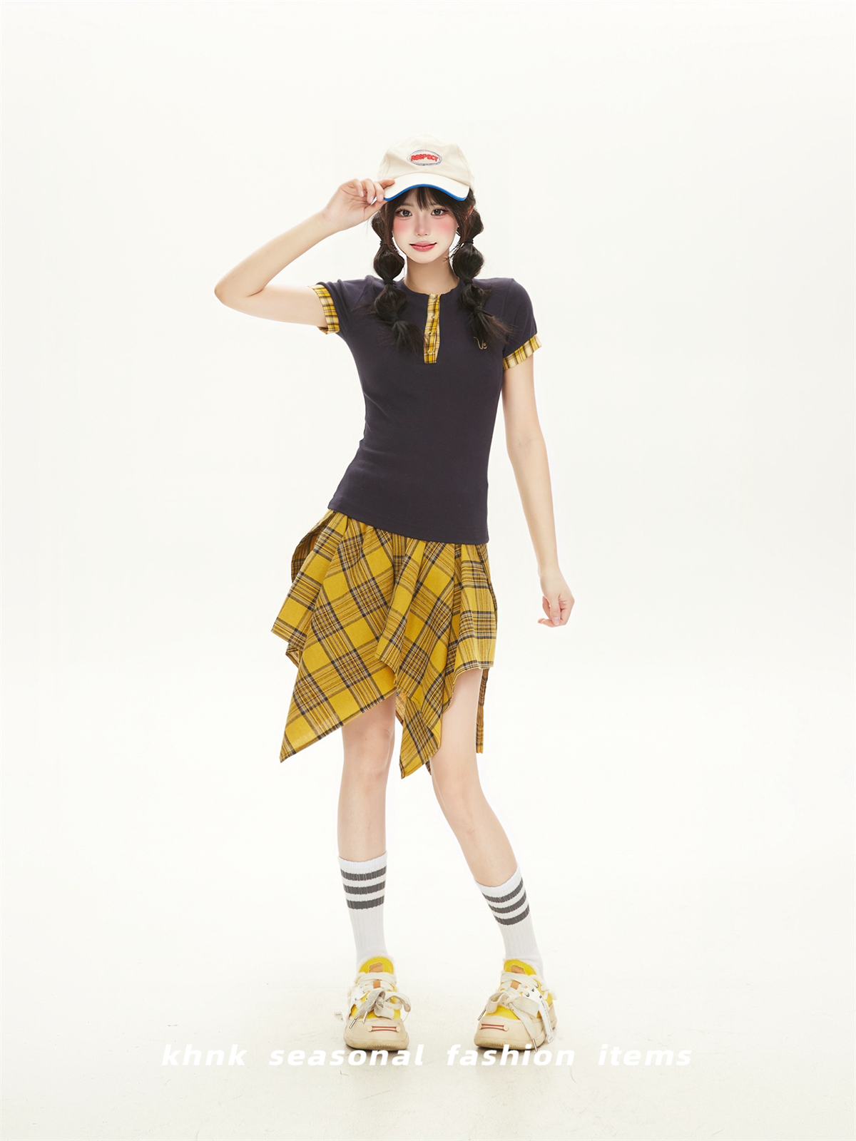 Vintage Red Plaid Patchwork Short Sleeve Crop Top T-Shirt for Women - Sexy Summer Style, Unique Fit, Trendy Fashion