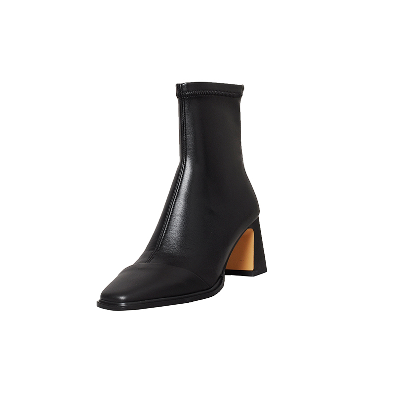 Womenâ€™s Chunky Heeled Square-Toed Black Ankle Boots - Versatile Autumn Winter Fashion for Trendy Looks