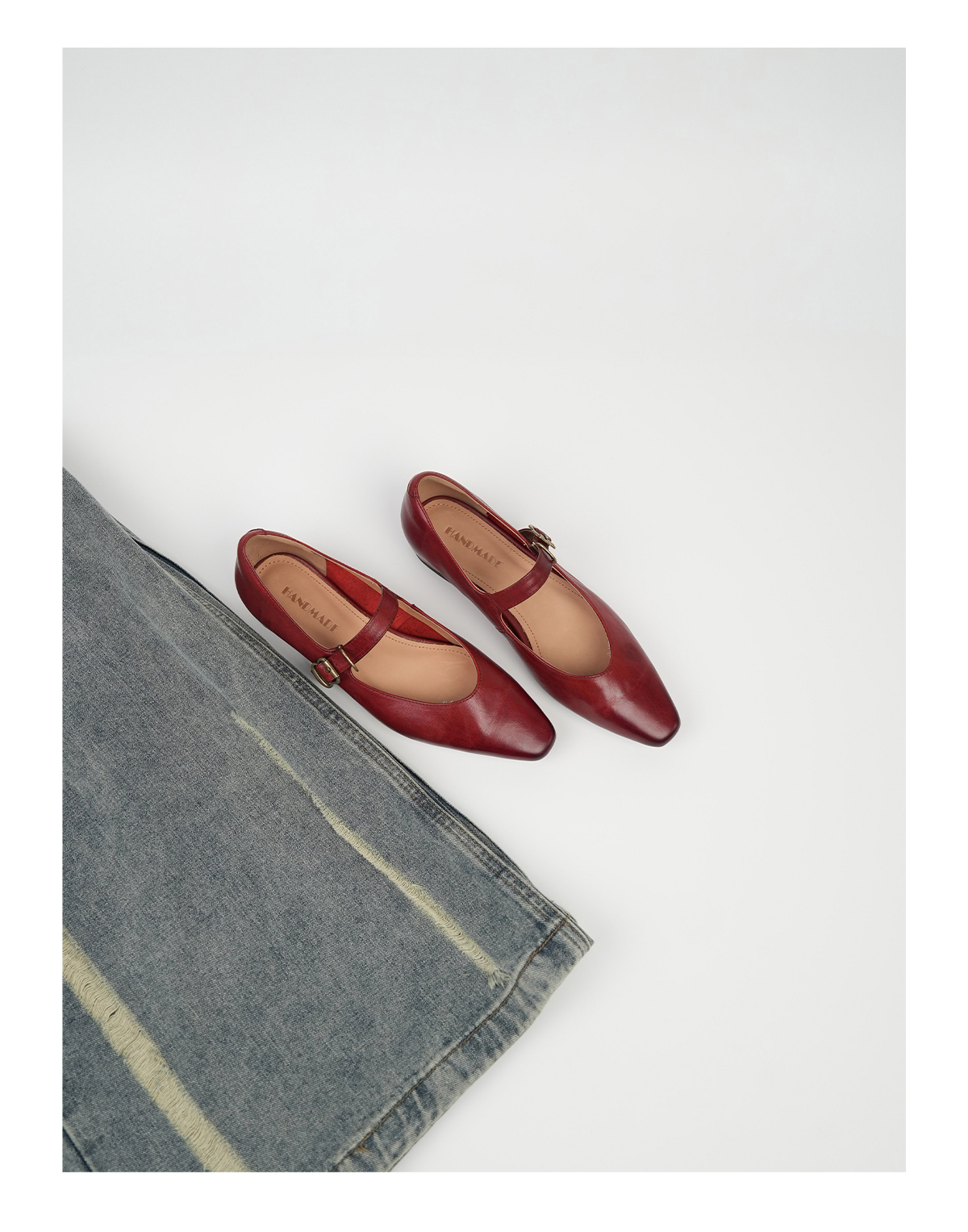 Women's Low-Heeled Mary Jane Shoes with Single Buckle - Retro Flat Commuting Work Shoes for Everyday Style