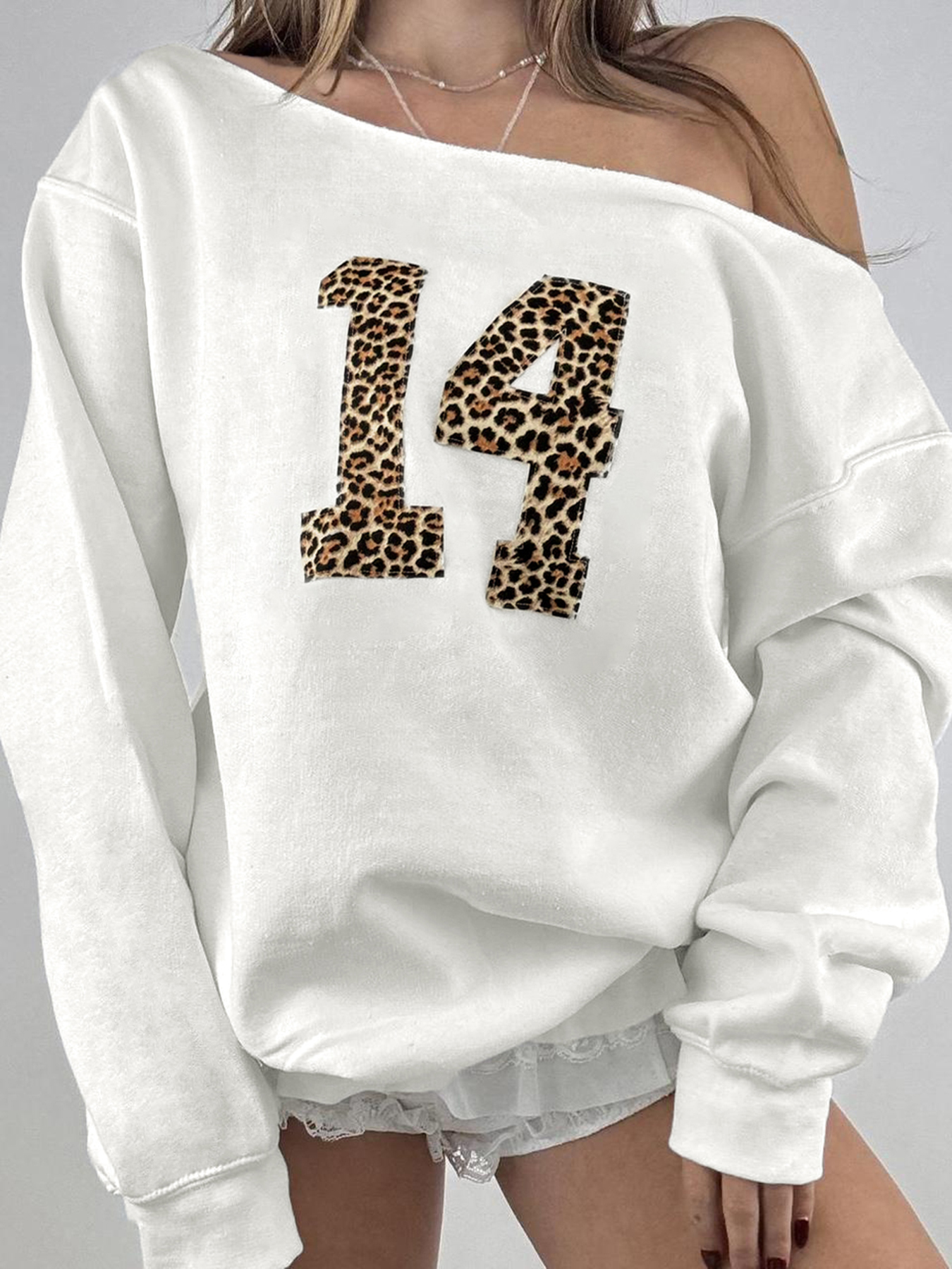 Women's Off-Shoulder Leopard Print Fleece Sweatshirt - Vintage American Style Loose Slim Top
