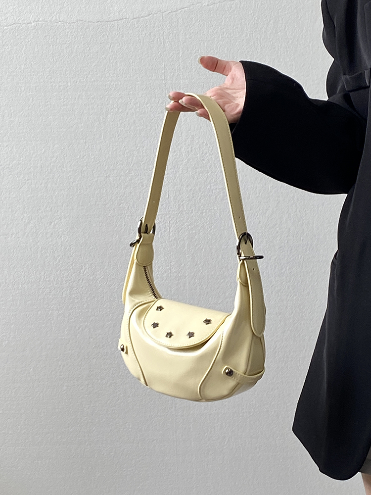 Women's Spring Summer Saddle Bag - Niche Design Underarm Crossbody Bag for a Trendy Dopamine Aesthetic