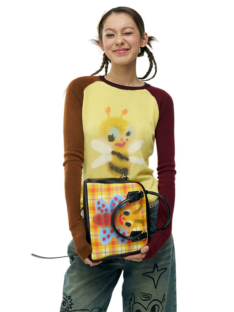 Yellow Little Bee Raglan Sleeve Knitted Top - Slim Fit Artist-Inspired Fashion Tee for 90s and Y2K Style