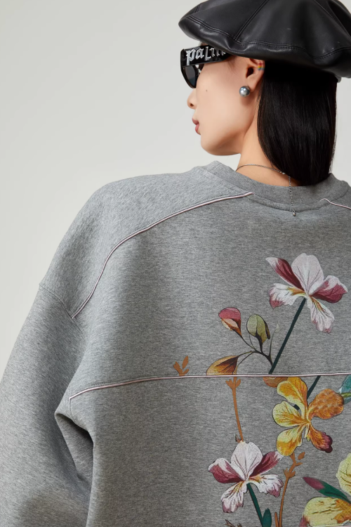 Back Print Crew Neck Pullover Top