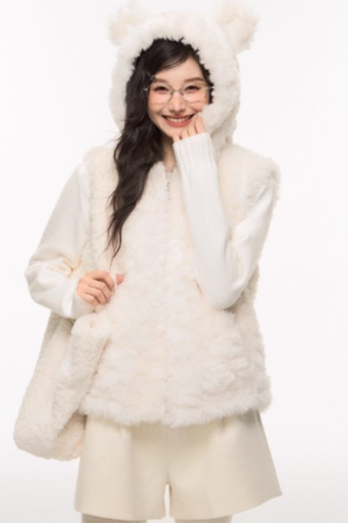 Bear Ear Fur Vest / Wide Pants / Half Pants