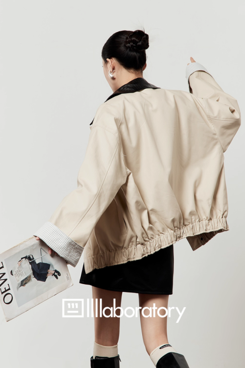 Beige Casual Short Jacket / Trapezoid Mini Skirt