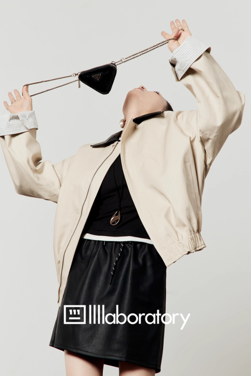 Beige Casual Short Jacket / Trapezoid Mini Skirt