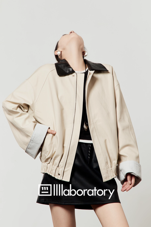 Beige Casual Short Jacket / Trapezoid Mini Skirt