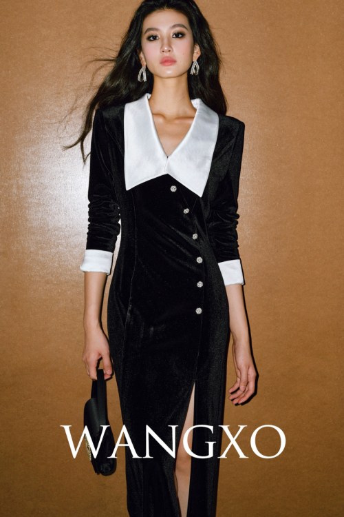 Big Collar Glossy Split Dress