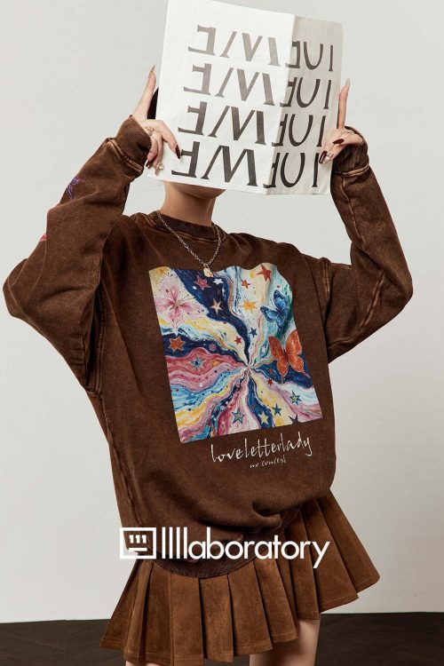 Big Print Sweatshirt Top / Pleated Skirt