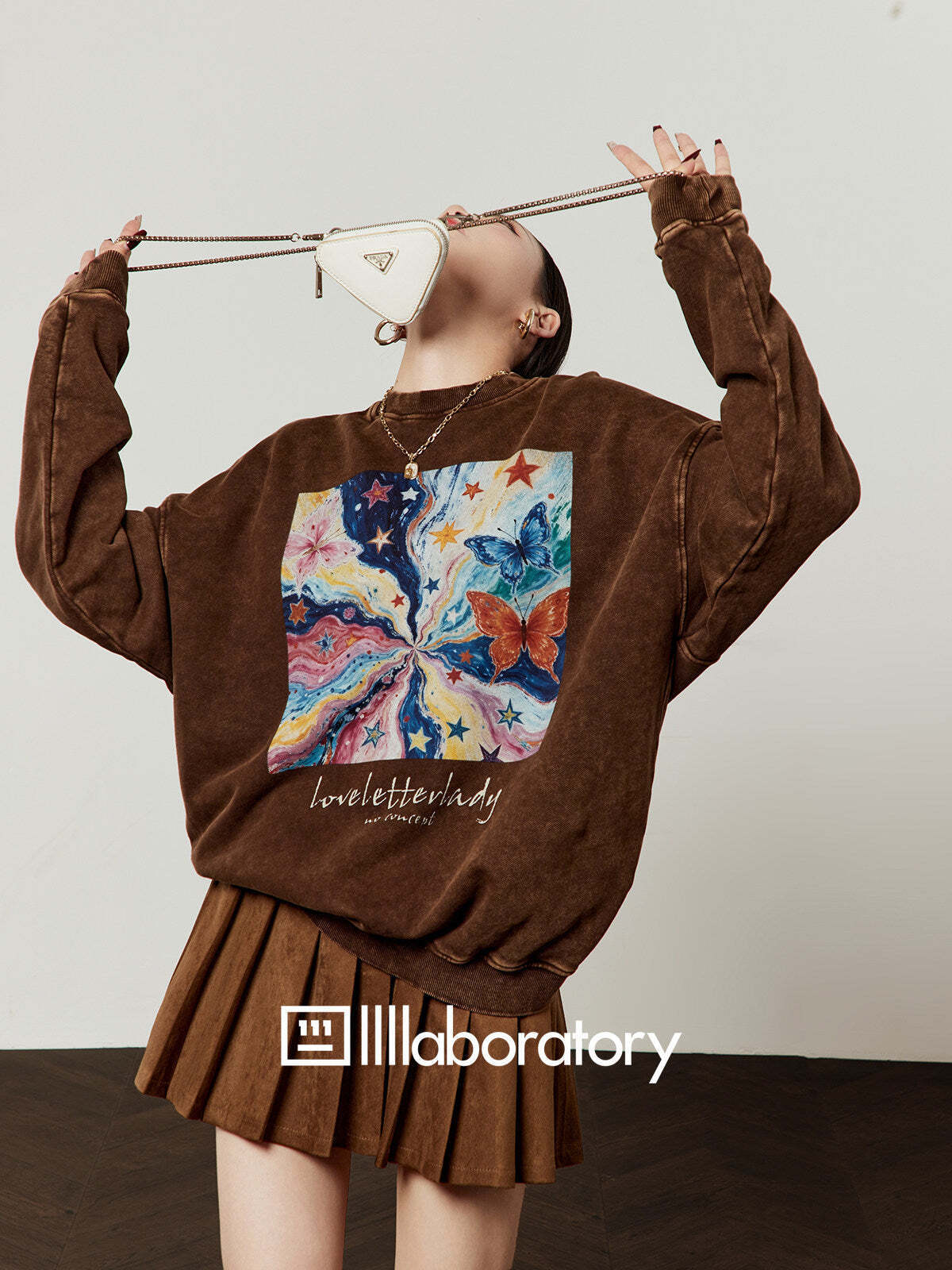 Big Print Sweatshirt Top / Pleated Skirt Big Print Sweatshirt Top / Pleated Skirt