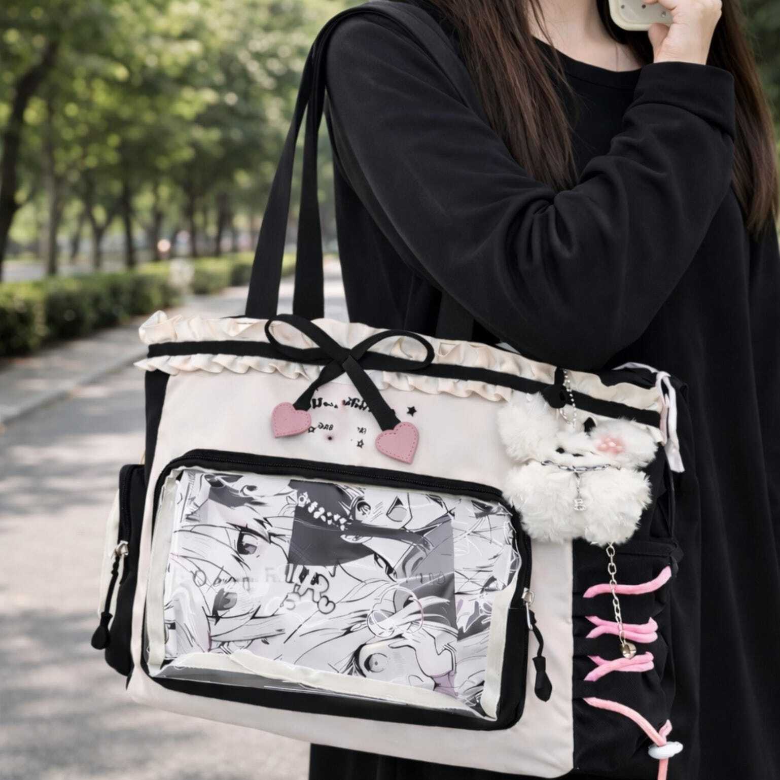 Black Ita Shoulder Bag for Pin Display Black Ita Shoulder Bag for Pin Display