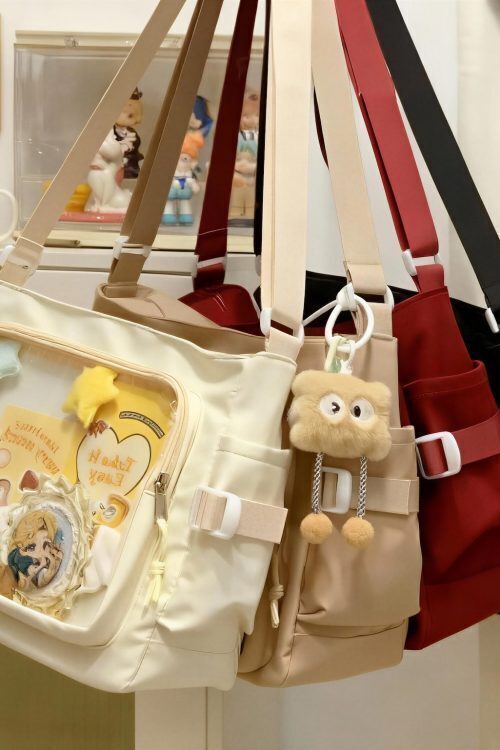 Black Kawaii Ita Handbag for Pin Display