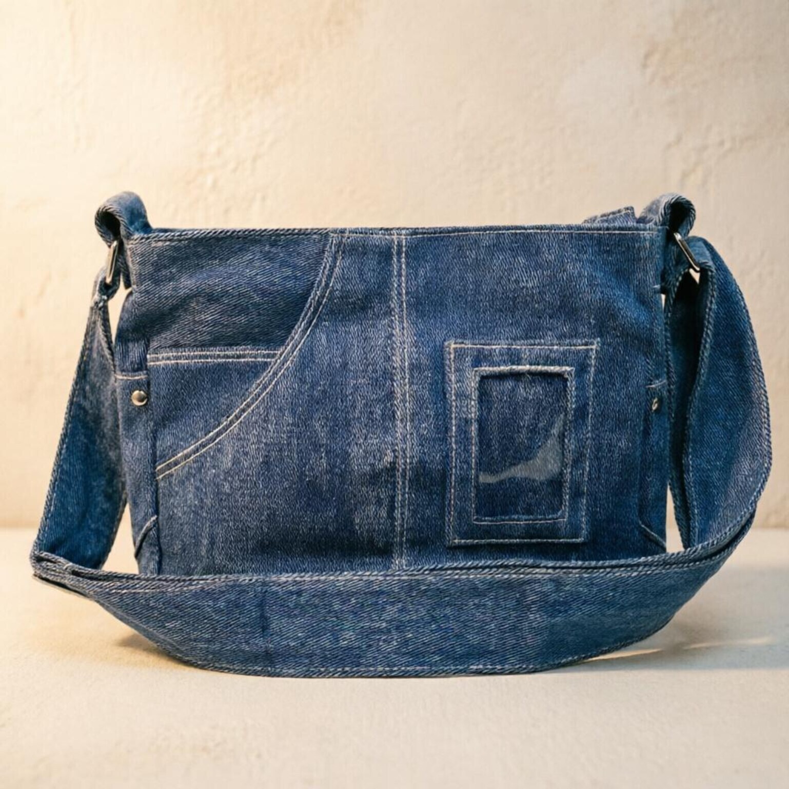 Blue Y2K Ita Messenger Bag with Clear Window for Plushies and Pins Blue Y2K Ita Messenger Bag with Clear Window for Plushies and Pins