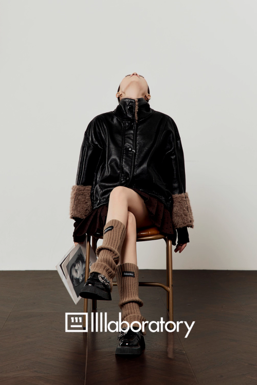 Boa Collar Leather Jacket / Pleated Mini Skirt