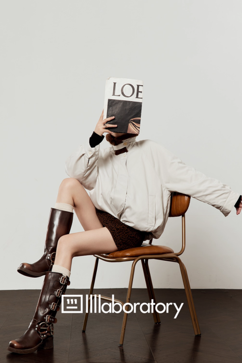 Boa Collar Round Jacket / Leopard Print Mini Skirt