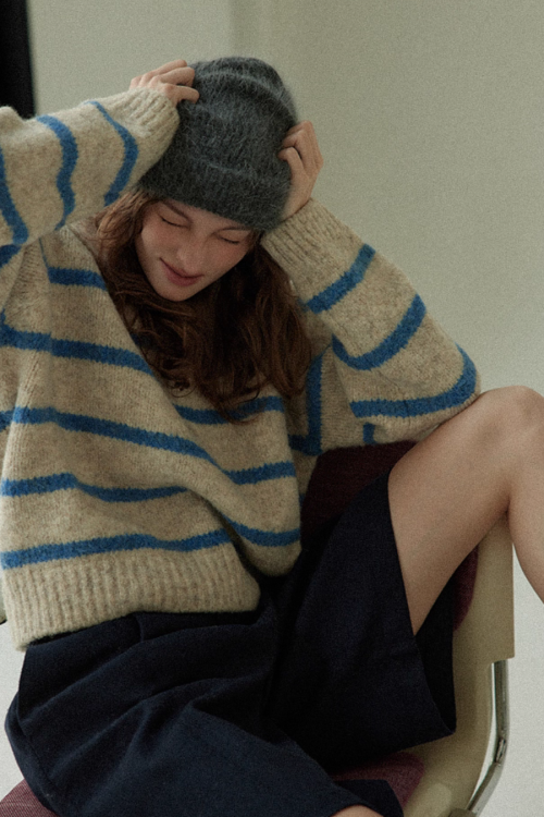 Border Polo Knit Top