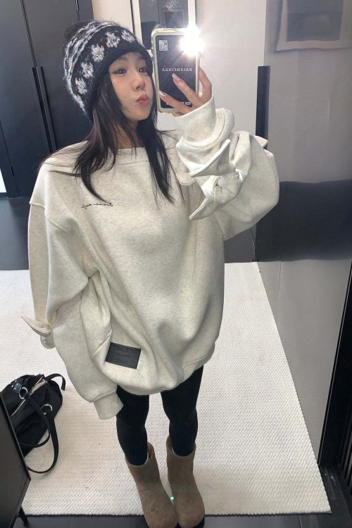 Bowknot Design Round Neck Sweatshirt