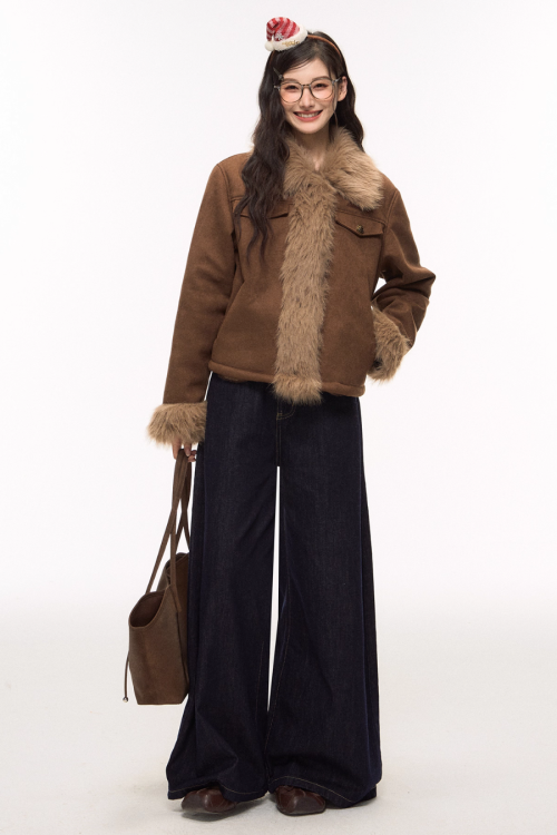 Brown Suede Jacket / Wide Denim Pants