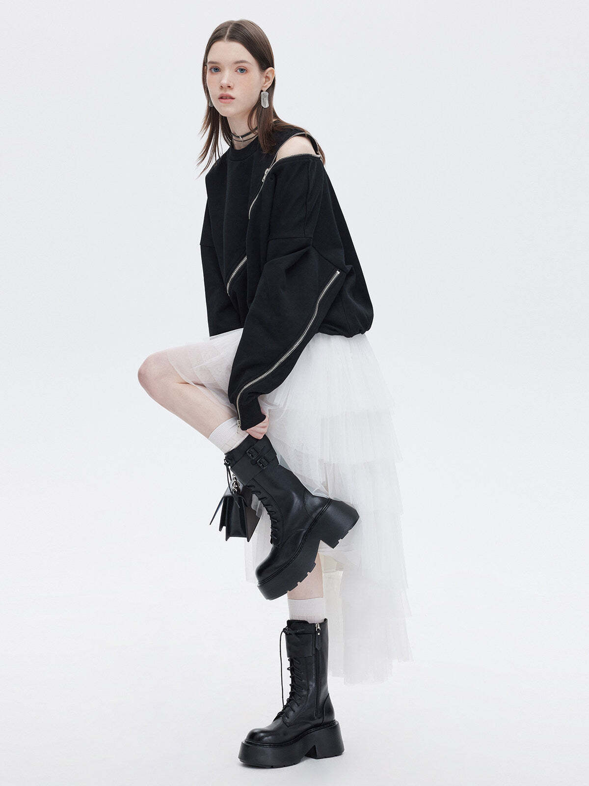 Buckled Irregular Tulle Skirt Buckled Irregular Tulle Skirt