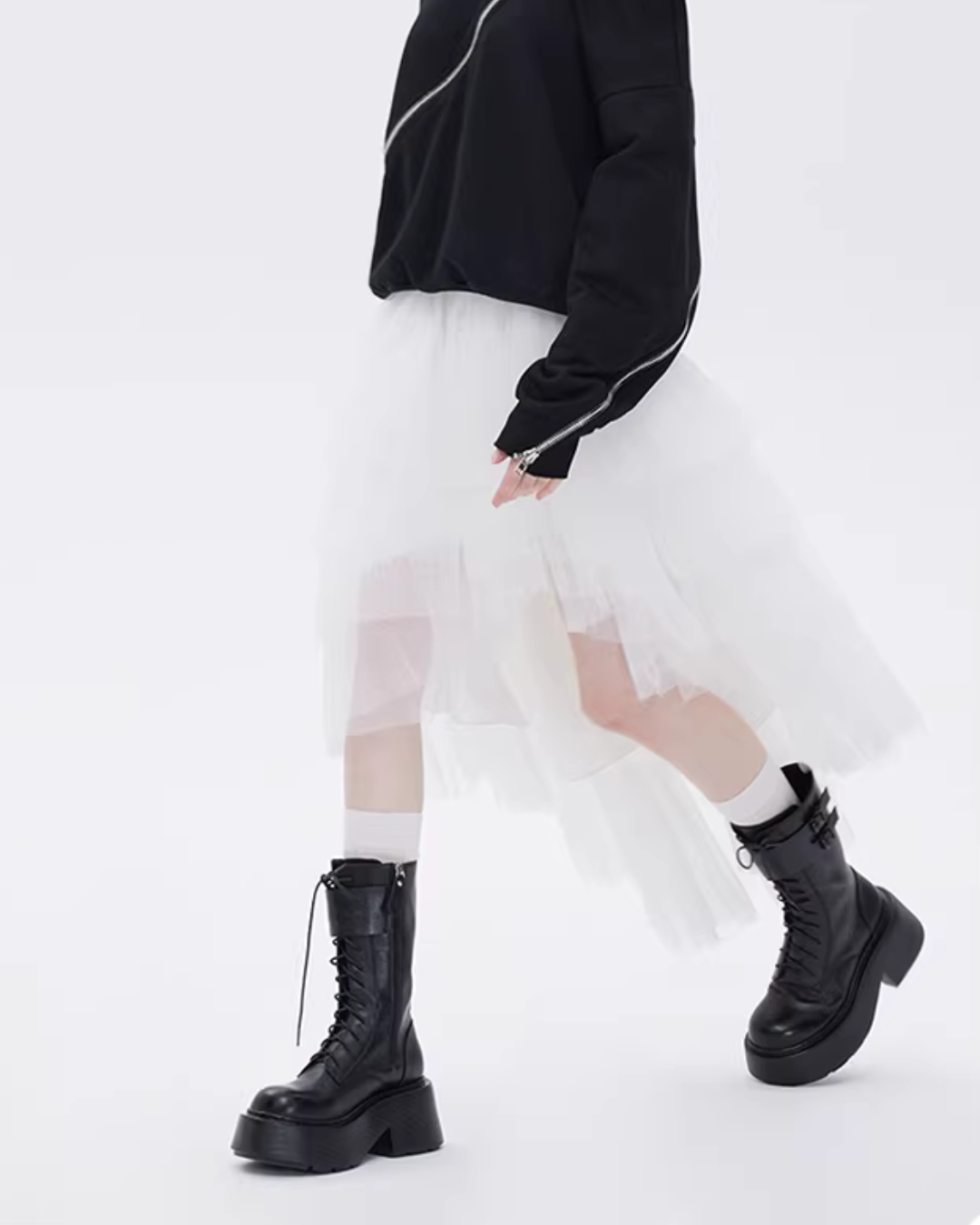Buckled Irregular Tulle Skirt Buckled Irregular Tulle Skirt