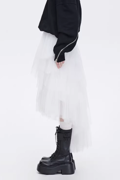 Buckled Irregular Tulle Skirt