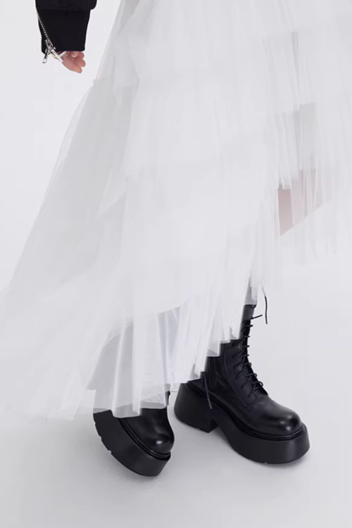 Buckled Irregular Tulle Skirt