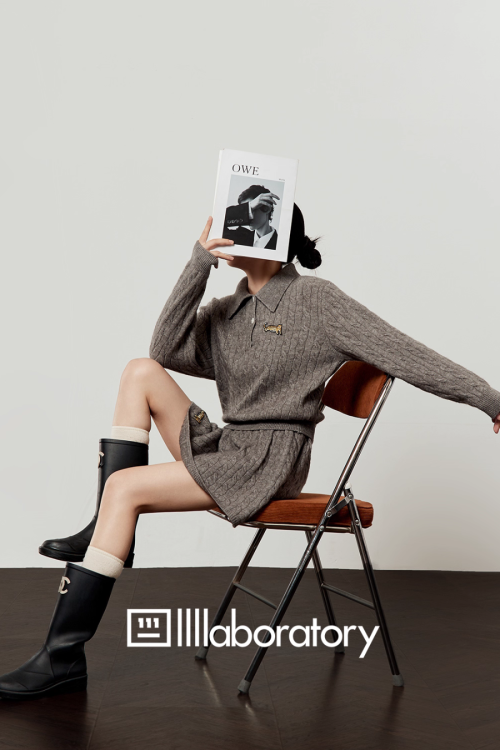 Cable Half-Button Knit Top / Mini Skirt