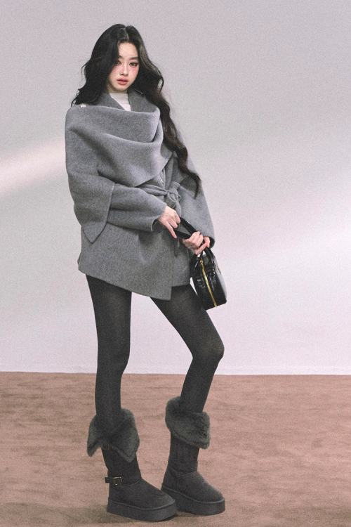 Cape Wool Short Coat