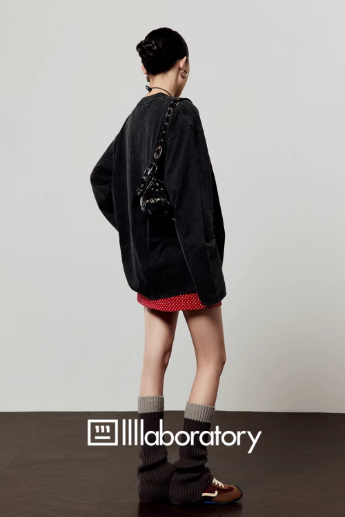 Cat Print Long Sleeve T-shirt / Polka Dot Mini Skirt