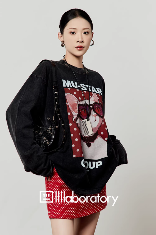 Cat Print Long Sleeve T-shirt / Polka Dot Mini Skirt