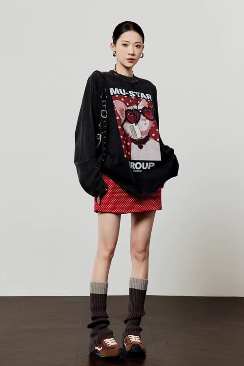 Cat Print Long Sleeve T-shirt / Polka Dot Mini Skirt