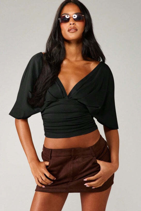 Chic Deep V Neck Knot Front Ruched Crop T-shirt Chic Deep V Neck Knot Front Ruched Crop T-shirt