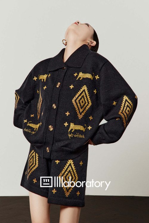 Chic Leopard Knit Top / Shorts