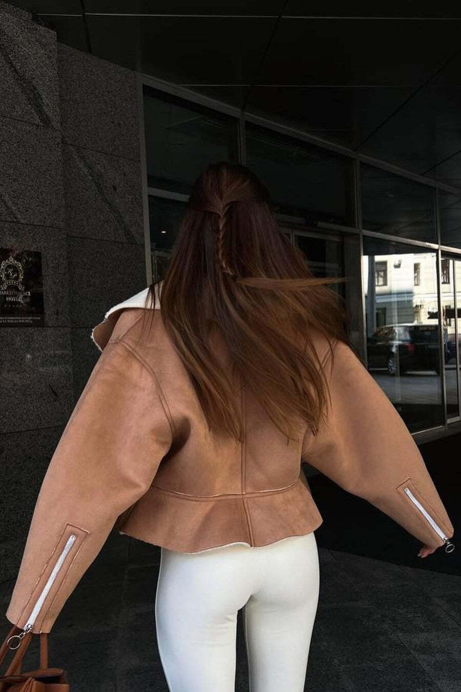 Chic Odd Zip Leather Fur Pieced Coat Chic Odd Zip Leather Fur Pieced Coat