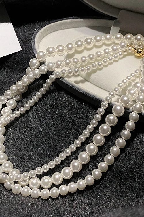 Classic Pearl Necklace