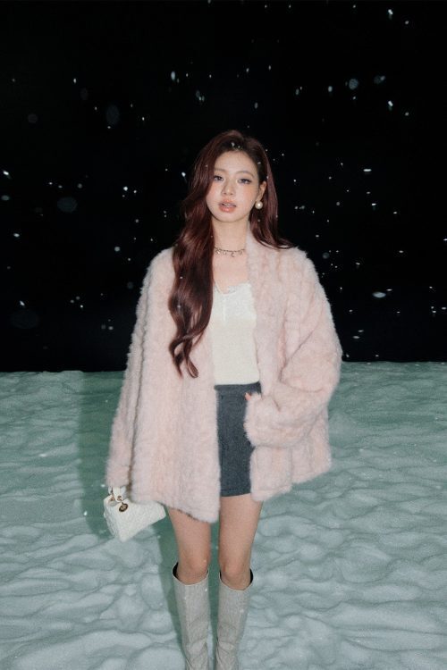 Collarless Fur Coat / Mini Skirt