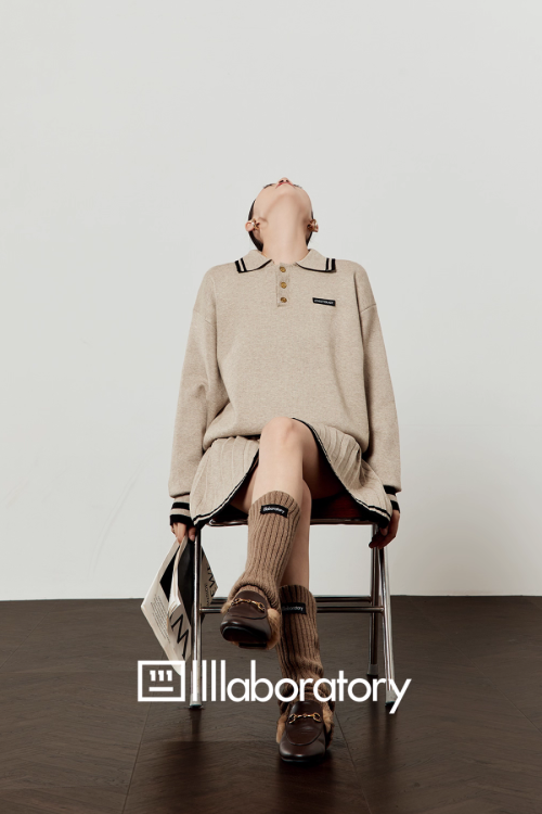 Cream Beige Knit Top / Pleated Skirt